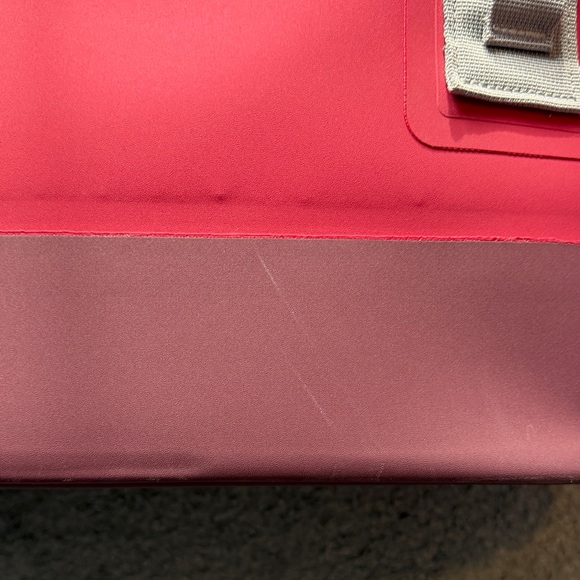 YETI Vibrant Harvest Red and Grey Tote - Picture 3 of 9